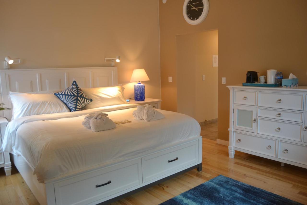 Salish B&B And Spa West Kelowna Ngoại thất bức ảnh