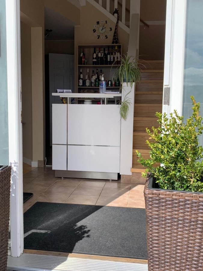 Salish B&B And Spa West Kelowna Ngoại thất bức ảnh