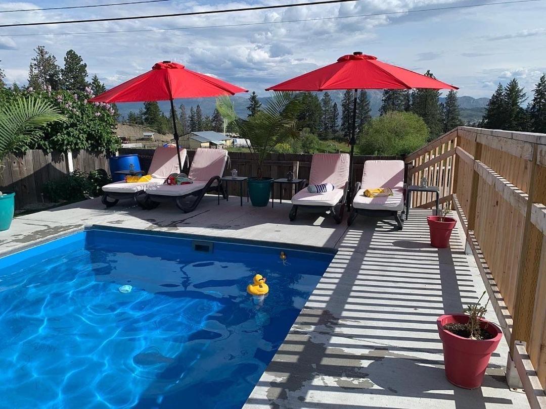 Salish B&B And Spa West Kelowna Ngoại thất bức ảnh