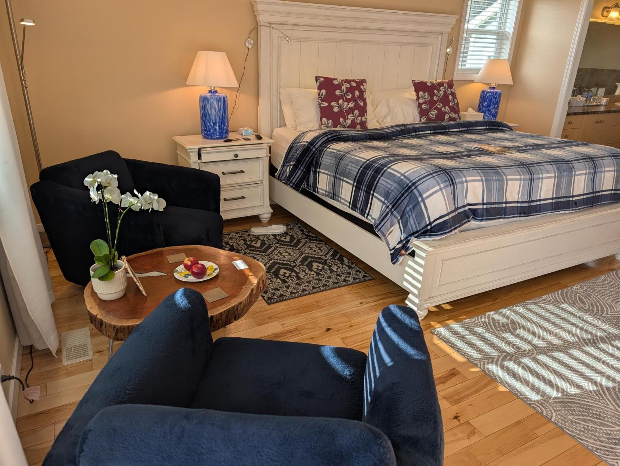 Salish B&B And Spa West Kelowna Ngoại thất bức ảnh