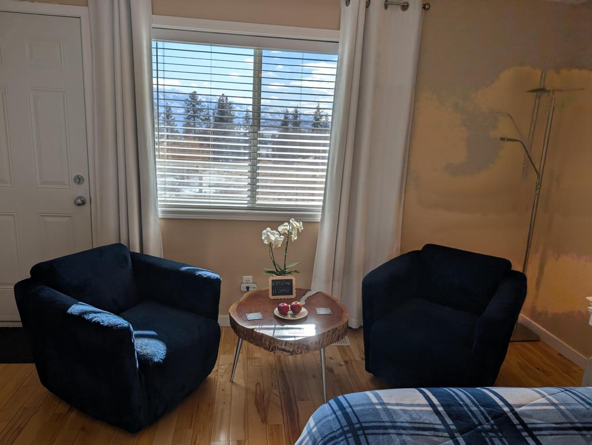 Salish B&B And Spa West Kelowna Ngoại thất bức ảnh