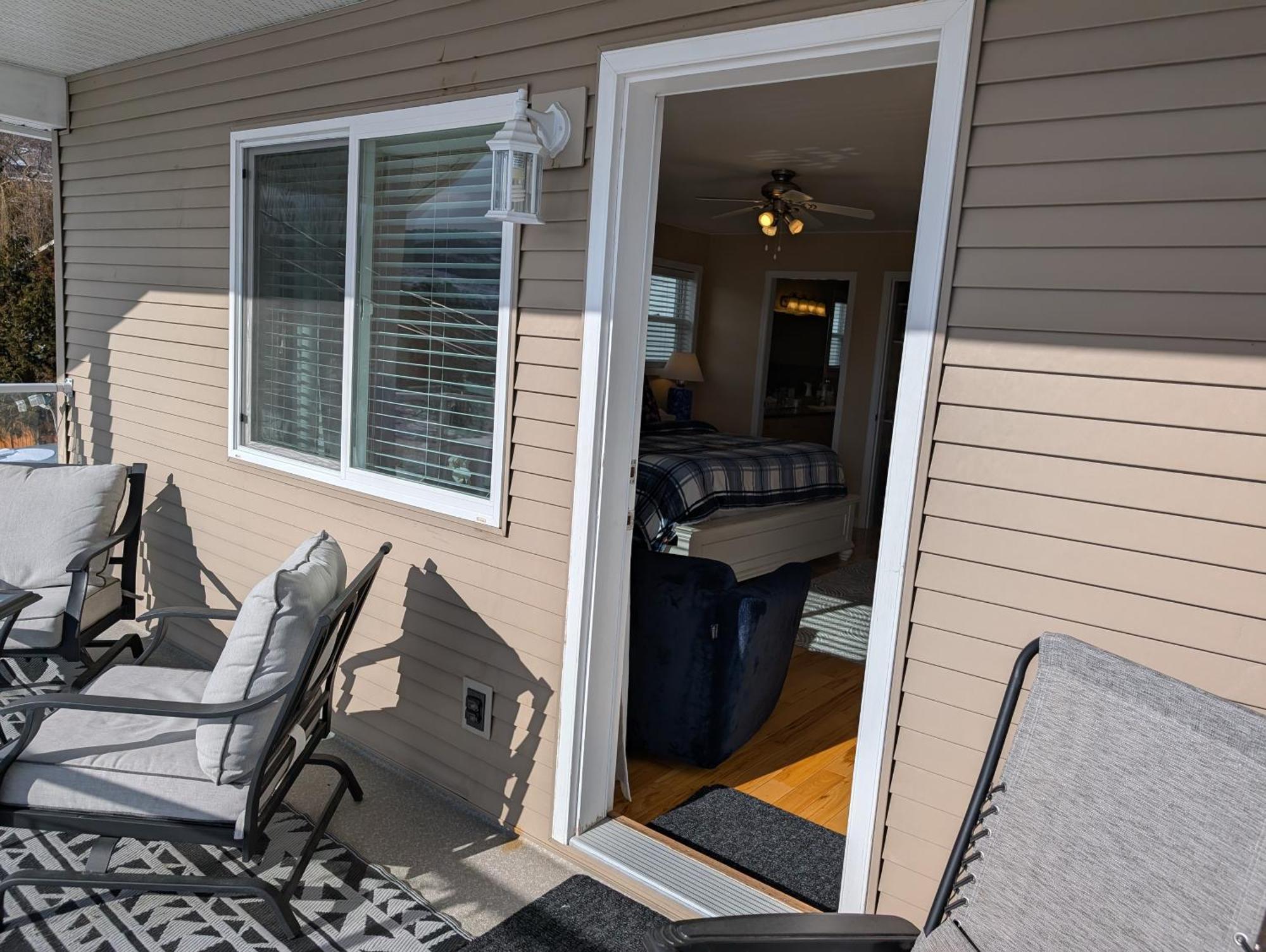 Salish B&B And Spa West Kelowna Ngoại thất bức ảnh